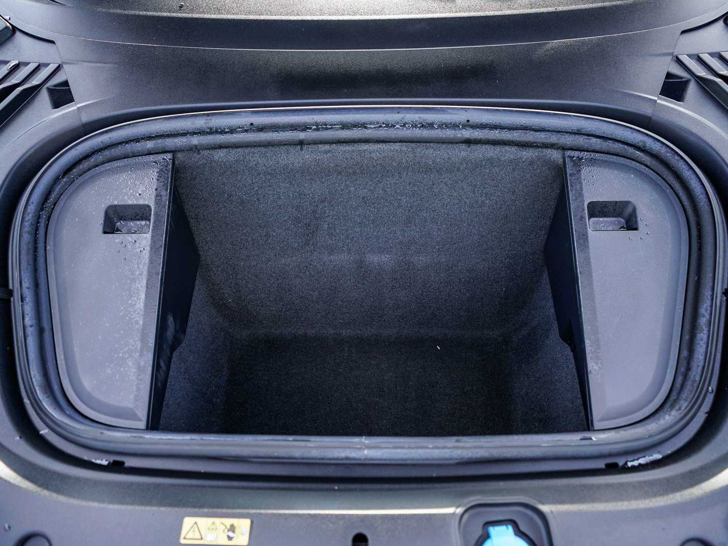 Thumbnail: 2022 Audi e-tron GT - 27