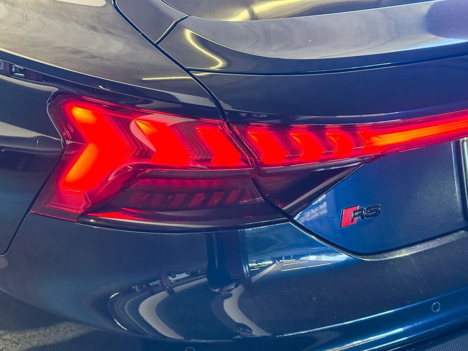 Thumbnail: 2023 Audi RS e-tron GT - 7