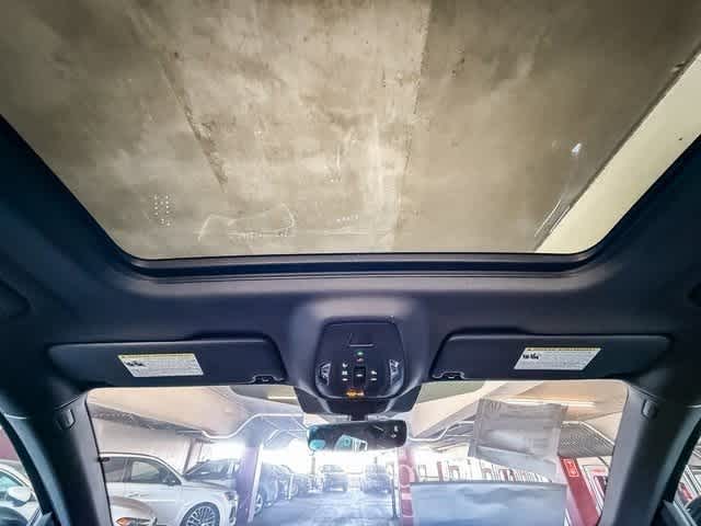 Thumbnail: 2025 Audi Q5 - 16