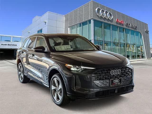 Thumbnail: 2025 Audi Q5 - 3