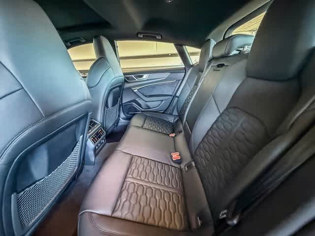 Thumbnail: 2025 Audi RS 7 - 18