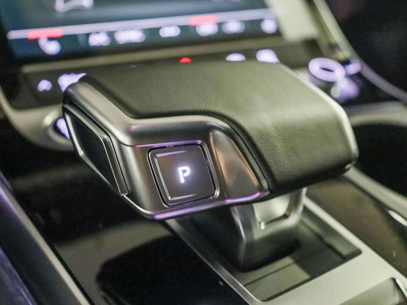 Thumbnail: 2026 Audi Q7 - 23