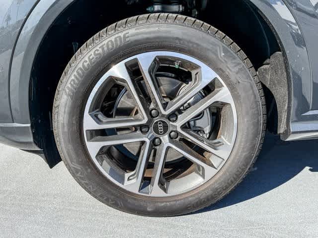 Thumbnail: 2025 Audi Q5 - 9