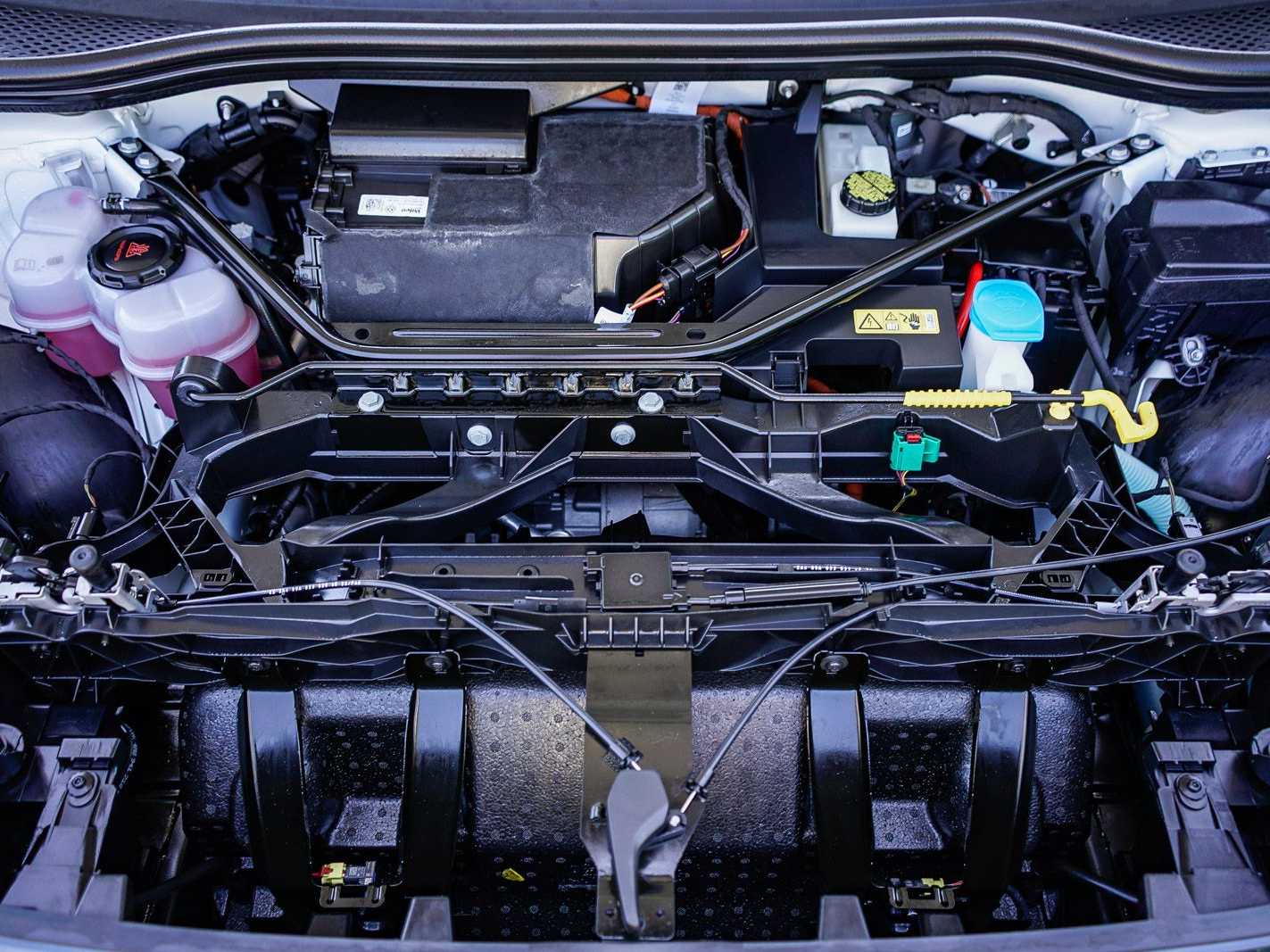 Thumbnail: 2023 Audi Q4 e-tron - 27