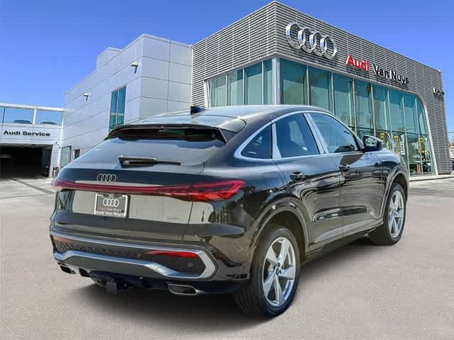 Thumbnail: 2025 Audi Q5 - 4