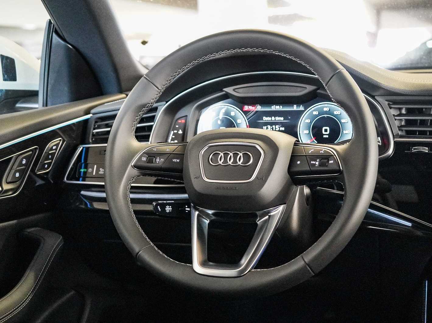 Thumbnail: 2026 Audi Q8 - 15