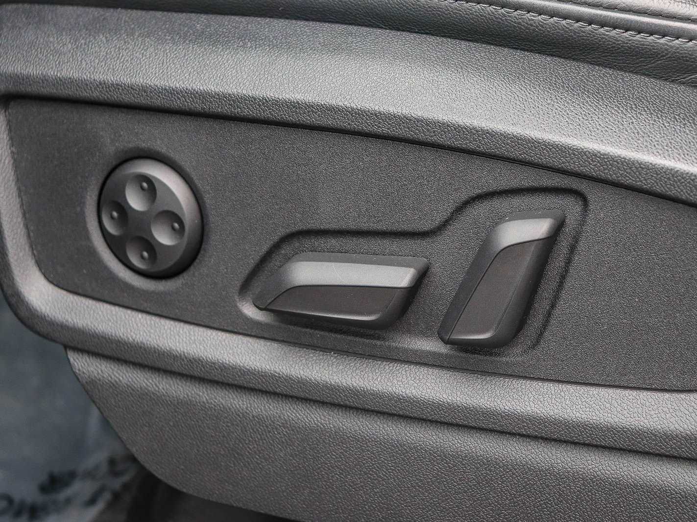 Thumbnail: 2023 Audi Q5 - 21