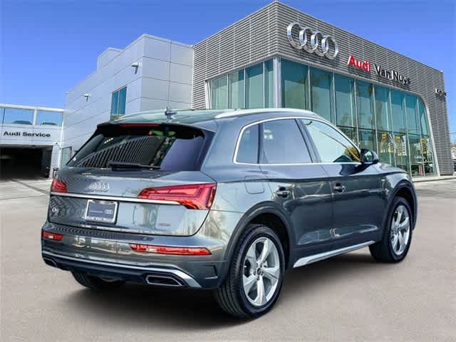 Thumbnail: 2022 Audi Q5 - 4