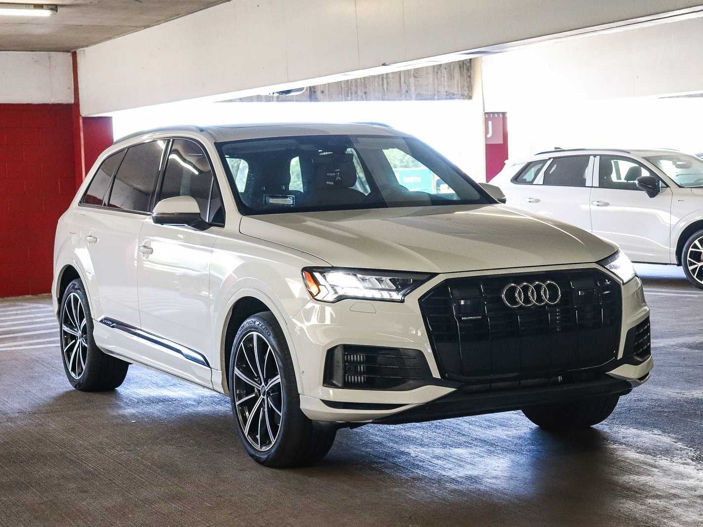 Thumbnail: 2023 Audi Q7 - 5