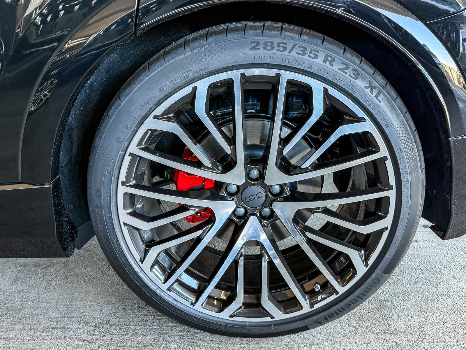 Thumbnail: 2026 Audi SQ8 - 8