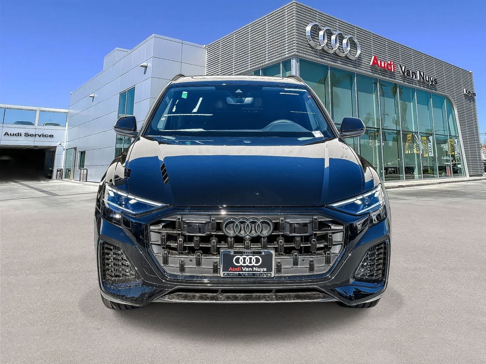 Thumbnail: 2026 Audi Q8 - 2