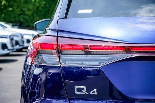 Thumbnail: 2024 Audi Q4 e-tron - 9