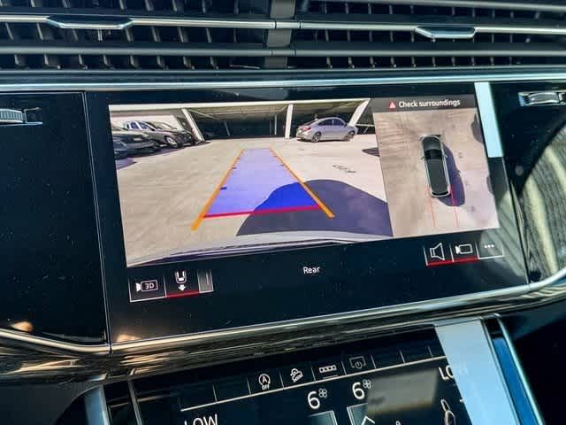 Thumbnail: 2025 Audi Q7 - 25