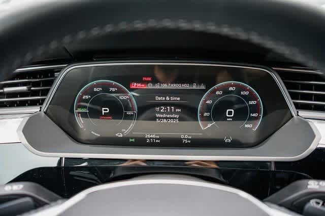 Thumbnail: 2024 Audi Q8 e-tron - 24