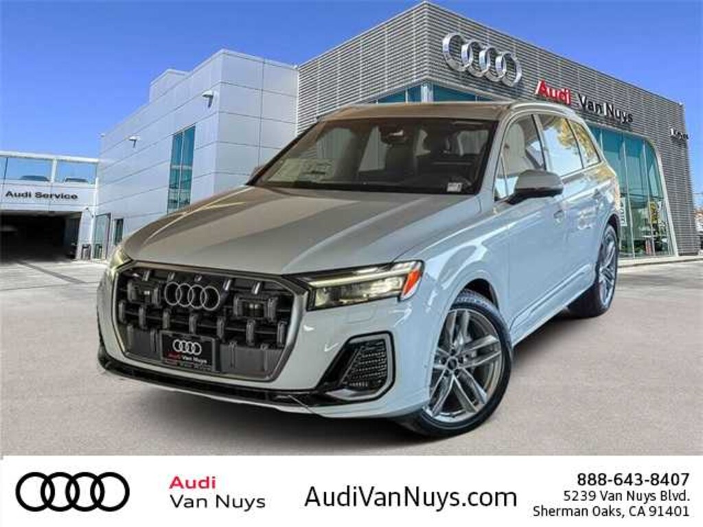 New 2025 Audi Q7 55 Premium Plus SUV