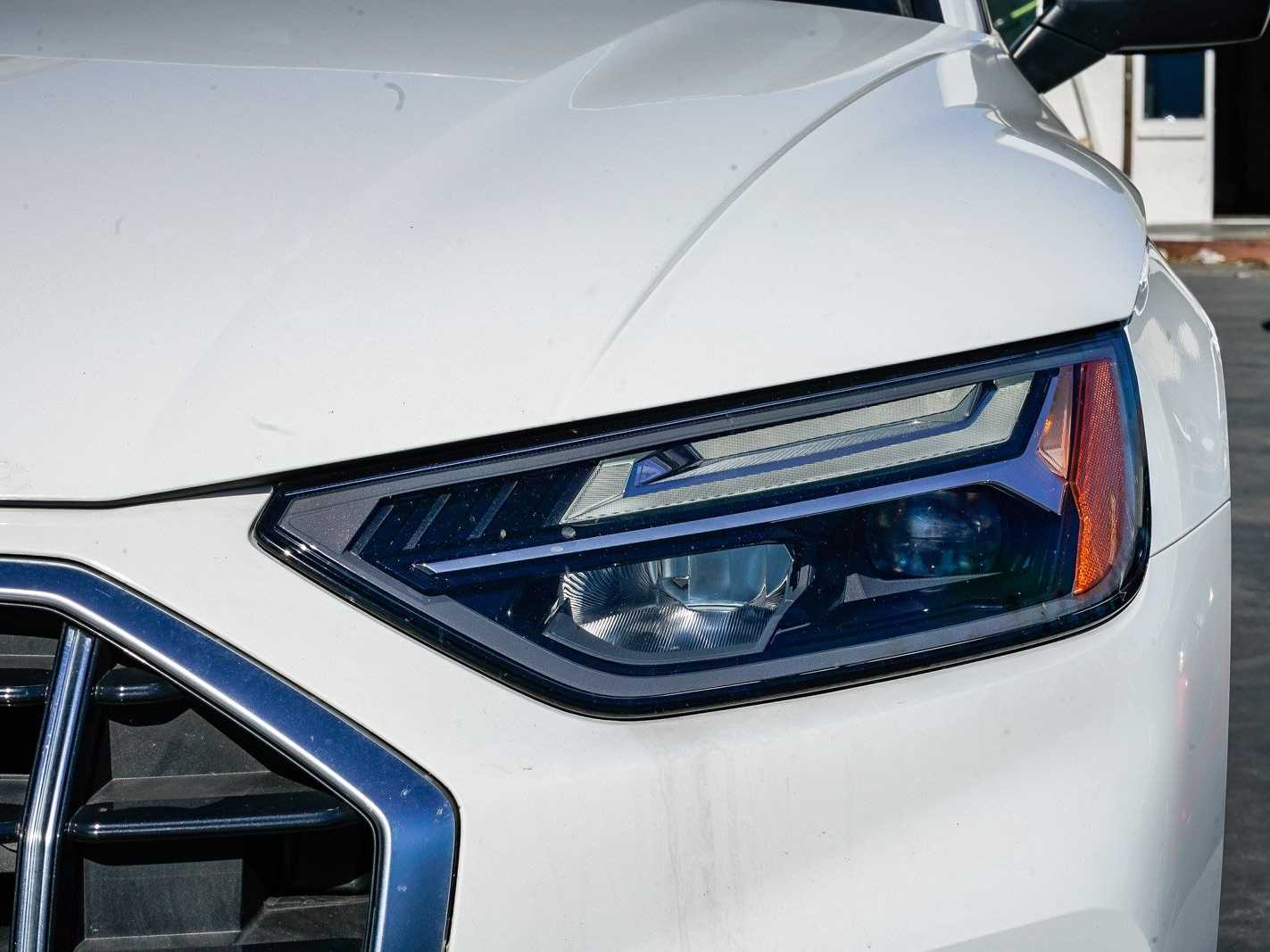 Thumbnail: 2023 Audi Q5 - 7