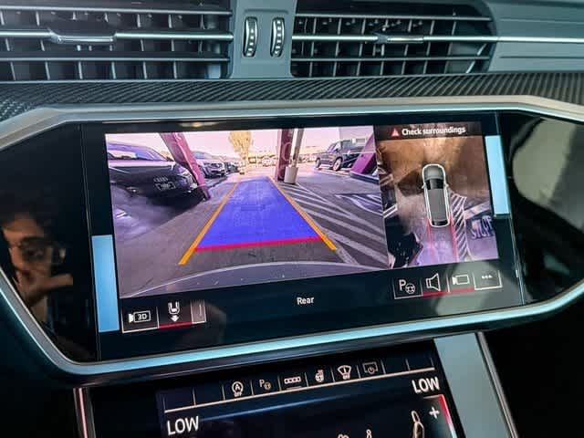 Thumbnail: 2026 Audi RS 6 - 25