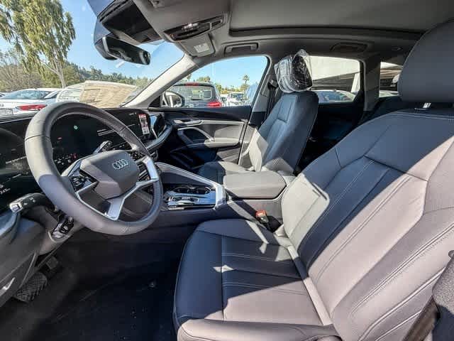 Thumbnail: 2025 Audi Q5 - 19