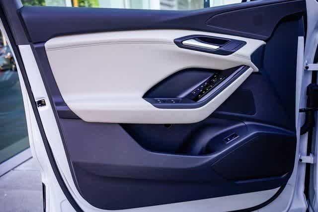 Thumbnail: 2025 Audi Q6 e-tron - 19