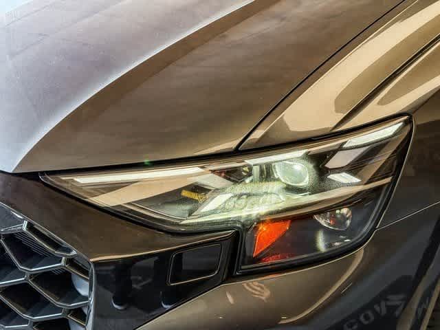 Thumbnail: 2026 Audi RS Q8 - 10