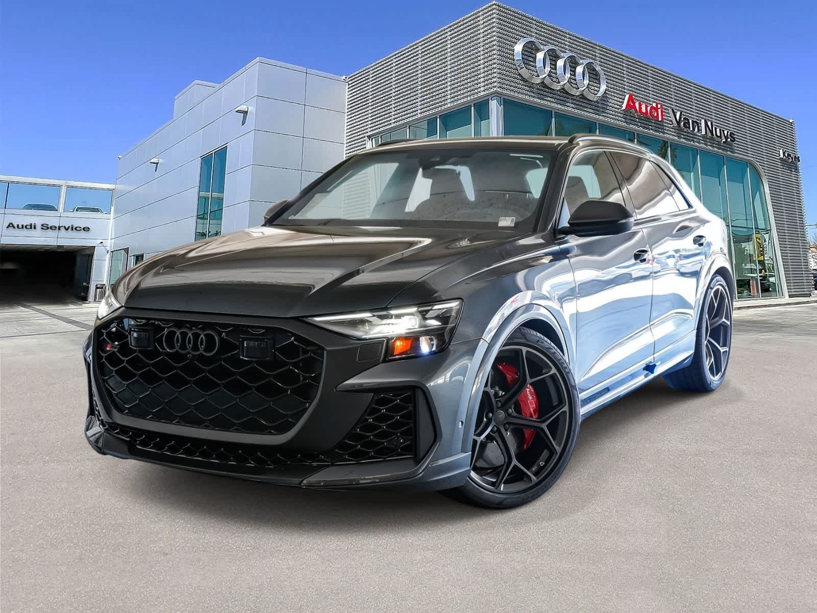 Thumbnail: 2026 Audi RS Q8 - 1