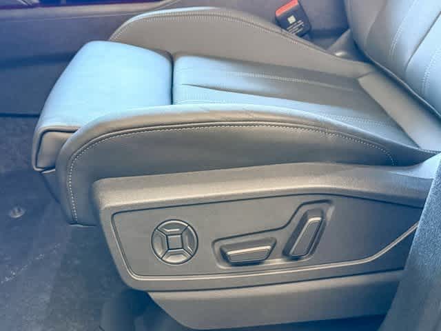 Thumbnail: 2025 Audi Q5 - 21