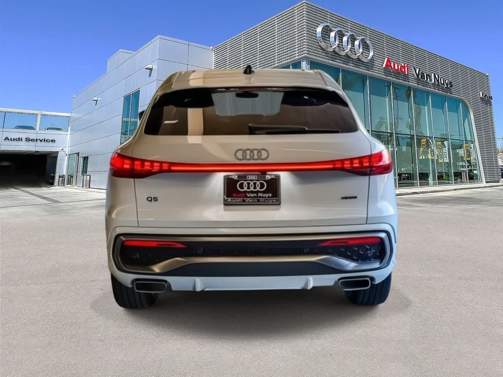 Thumbnail: 2025 Audi Q5 - 5