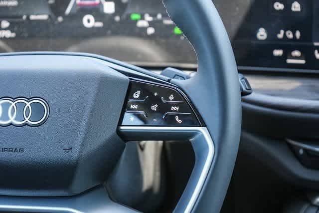 Thumbnail: 2025 Audi Q5 - 20