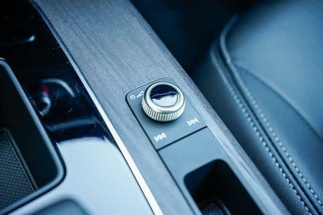 Thumbnail: 2023 Audi Q5 - 23