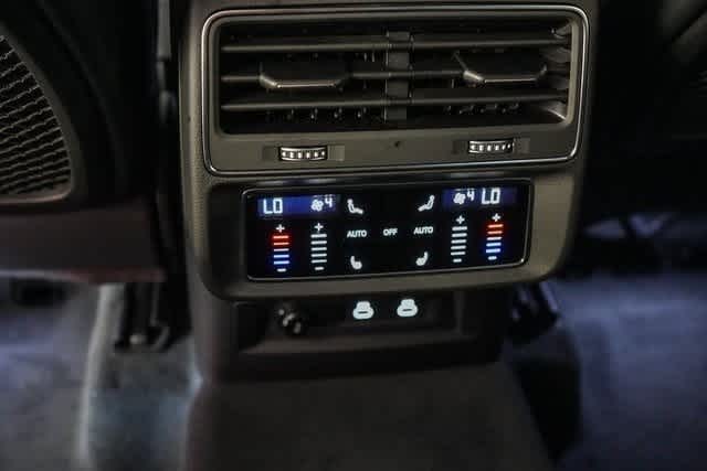 Thumbnail: 2025 Audi SQ7 - 29