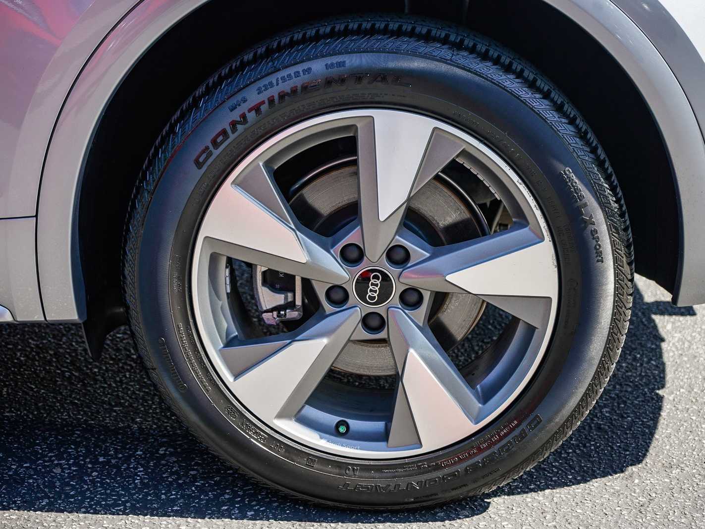 Thumbnail: 2023 Audi Q5 - 10