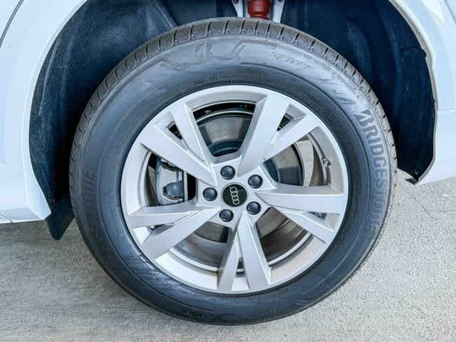 Thumbnail: 2025 Audi Q5 - 8