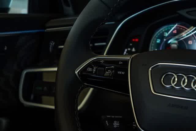Thumbnail: 2025 Audi A6 - 16