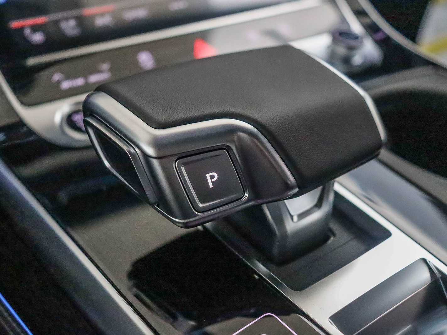 Thumbnail: 2026 Audi Q7 - 24