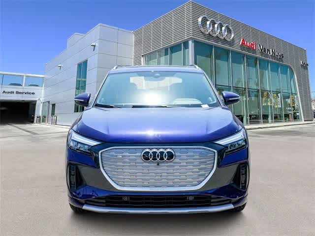 Thumbnail: 2023 Audi Q4 e-tron - 6