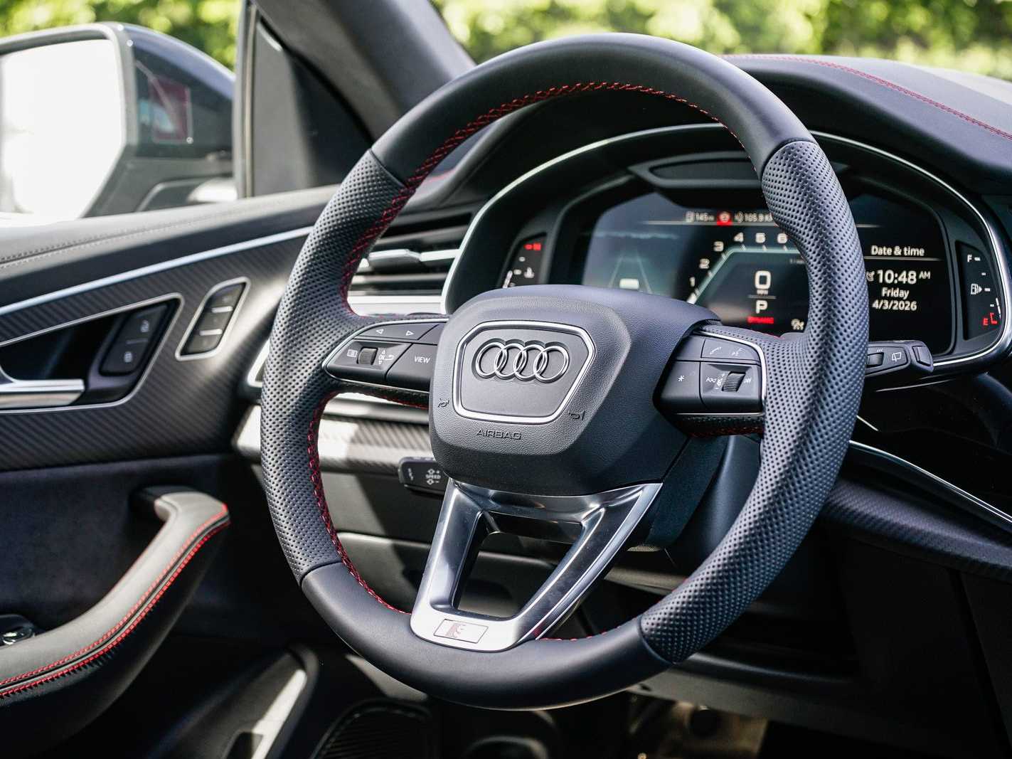 Thumbnail: 2026 Audi SQ8 - 15