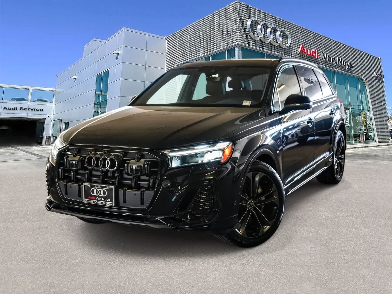 Thumbnail: 2026 Audi Q7 - 1