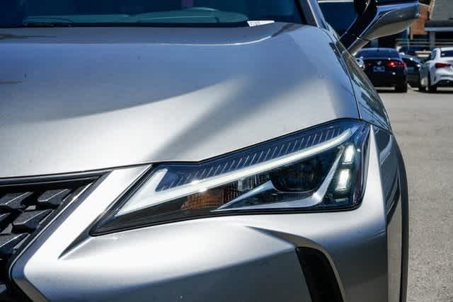 Thumbnail: 2020 Lexus UX - 7