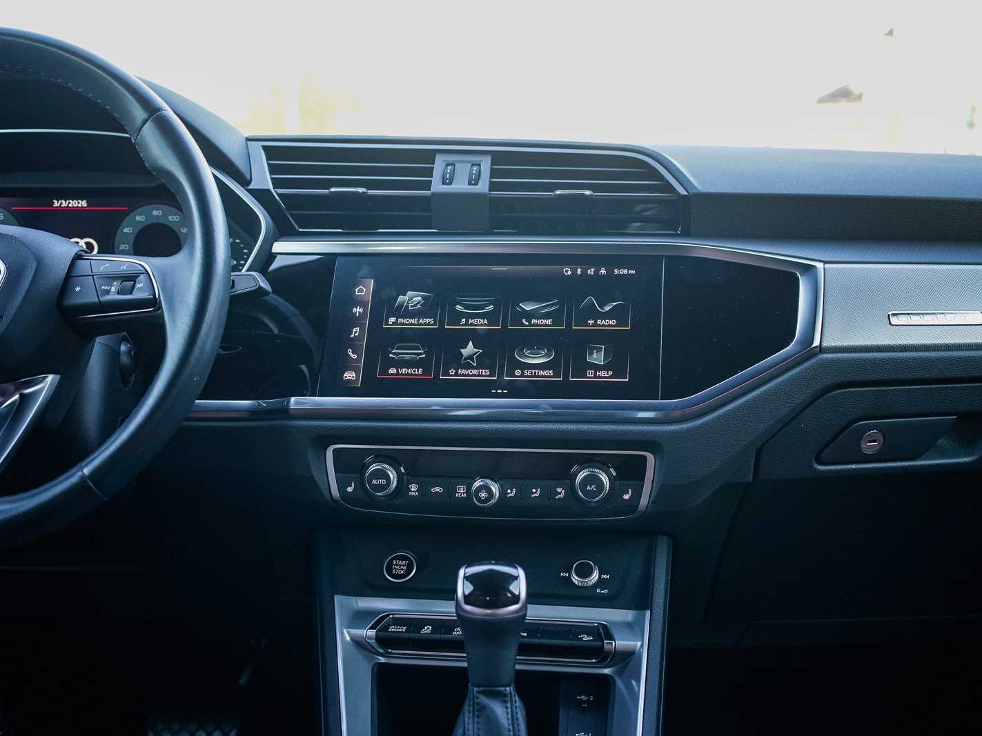 Thumbnail: 2023 Audi Q3 - 13