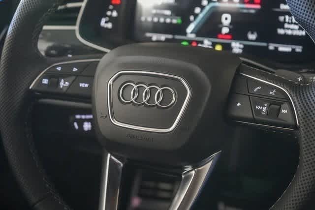 Thumbnail: 2025 Audi SQ7 - 23