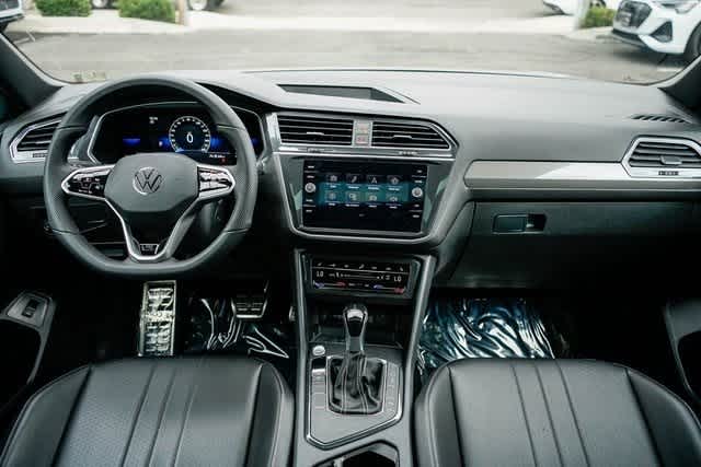 Thumbnail: 2022 Volkswagen Tiguan - 12