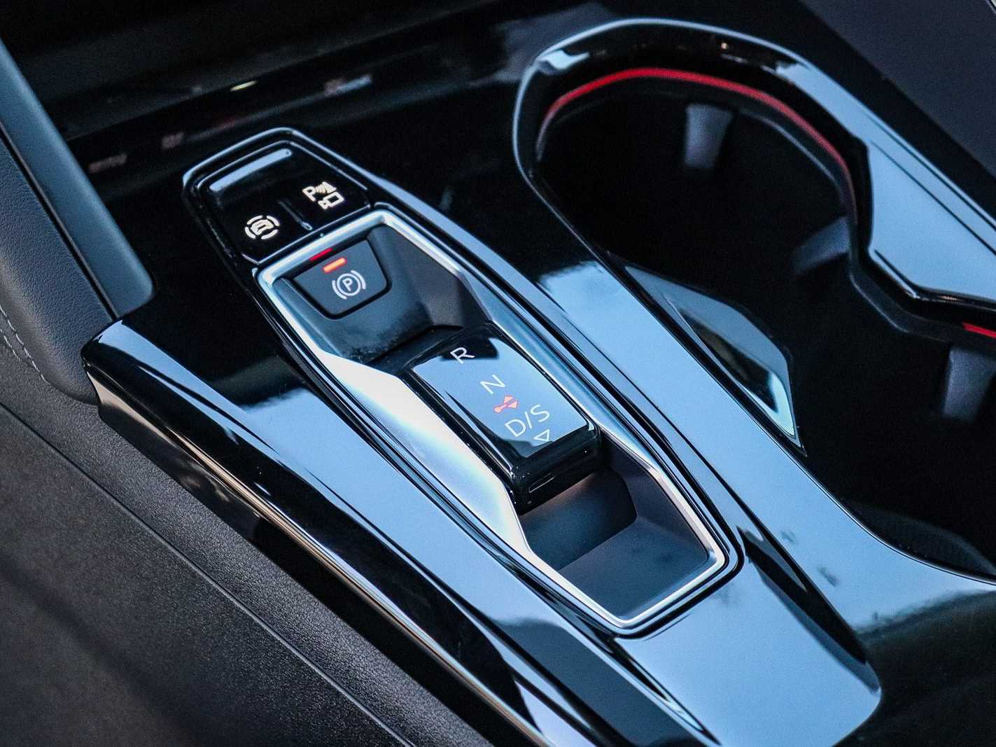 Thumbnail: 2025 Audi Q5 - 19