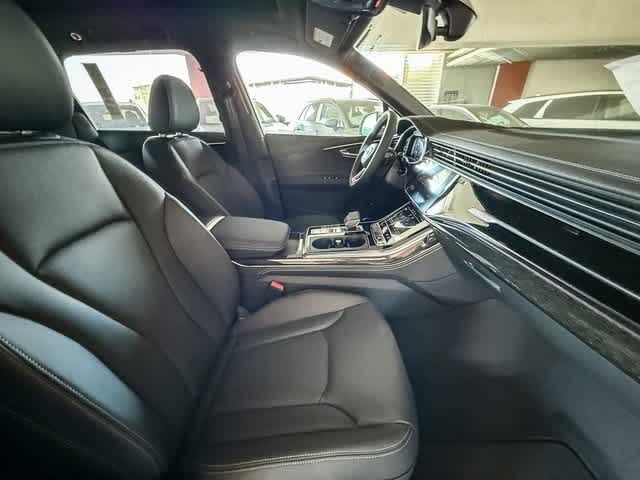 Thumbnail: 2025 Audi Q7 - 17