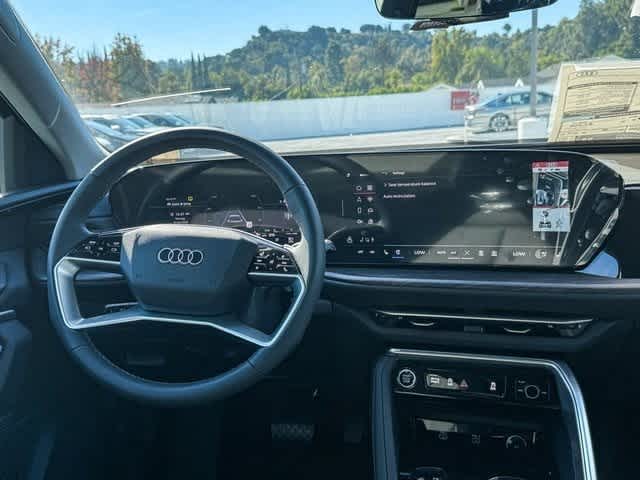 Thumbnail: 2025 Audi Q5 - 13