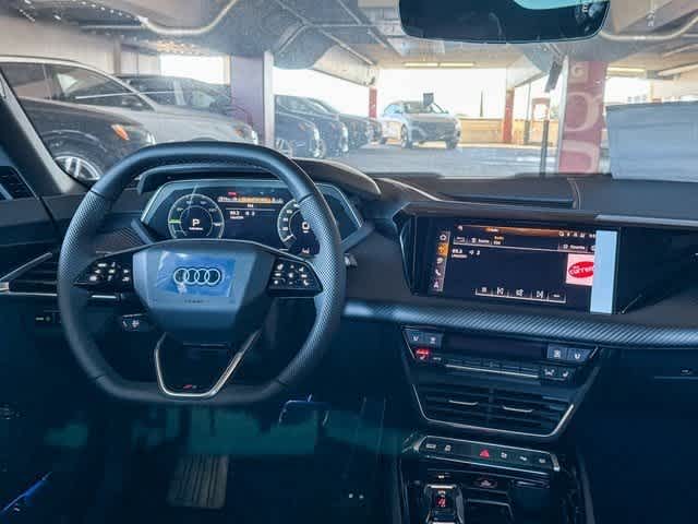 Thumbnail: 2026 Audi e-tron GT - 13
