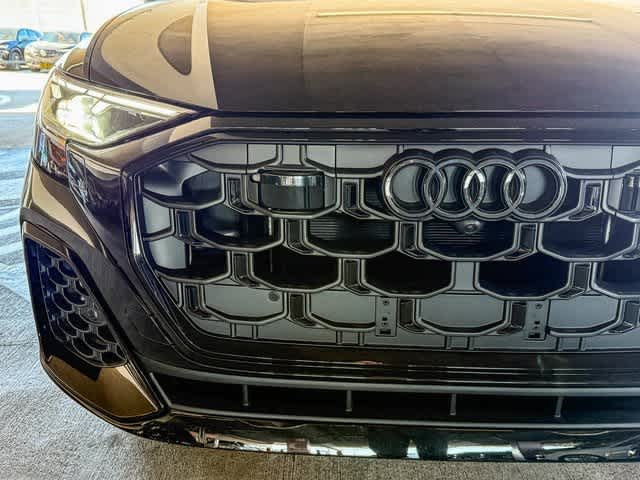 Thumbnail: 2026 Audi Q8 - 11