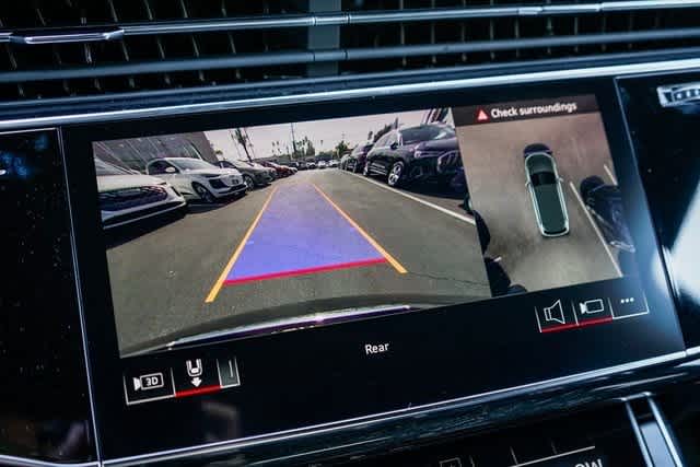 Thumbnail: 2025 Audi Q7 - 24