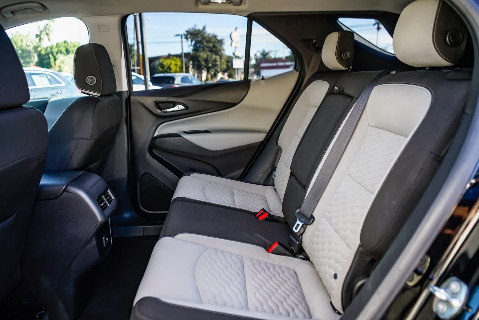 Thumbnail: 2019 Chevrolet Equinox - 17