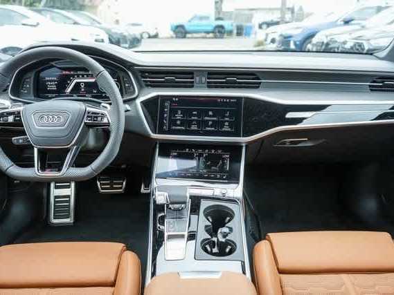 Thumbnail: 2025 Audi RS 7 - 17