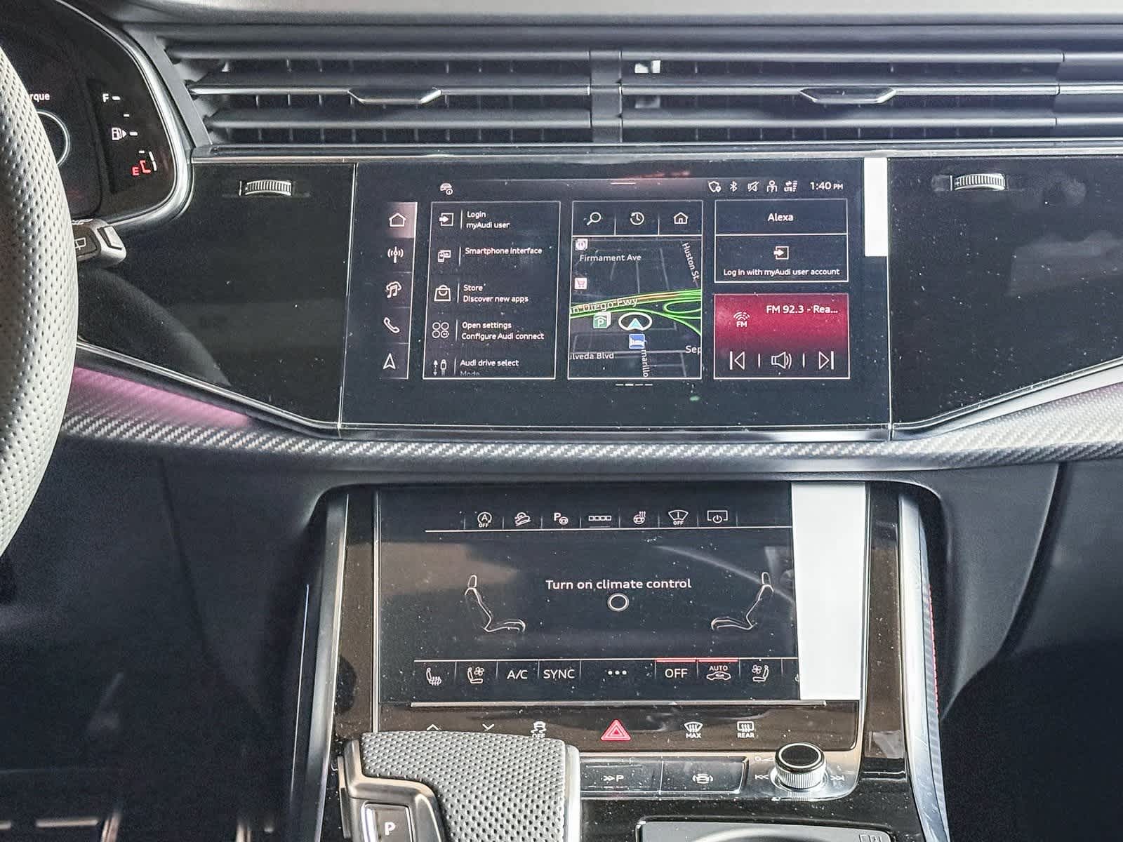 Thumbnail: 2026 Audi RS Q8 - 14